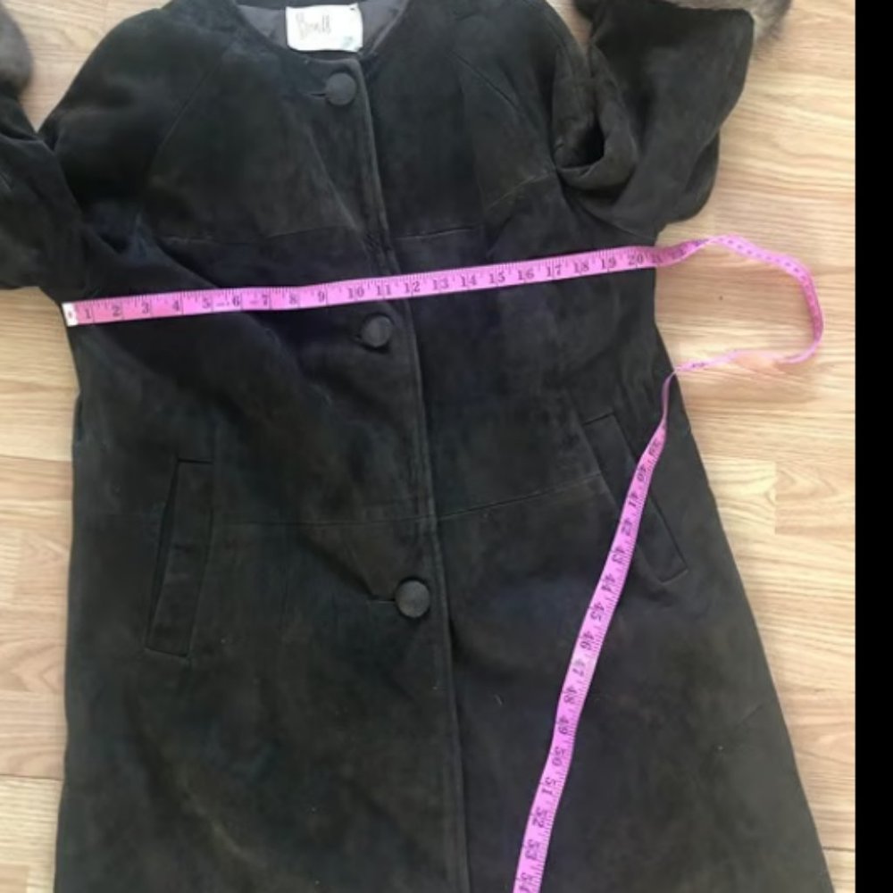 Vintage 1950s 1960s Buttoned Suede Fur Trim Coat - Picture 4 of 6